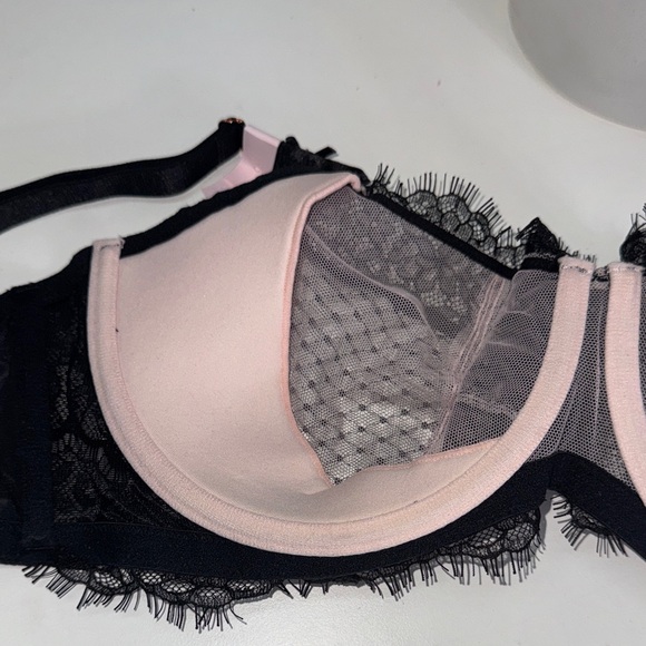 Victoria's Secret Black and Pink Lace Bra Set38G push up & L Brazilian NWT - Picture 10 of 13